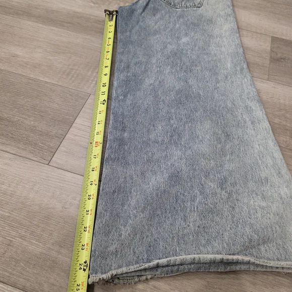 Studio F Chic Denim Wide-Leg Jeans - Picture 8 of 10